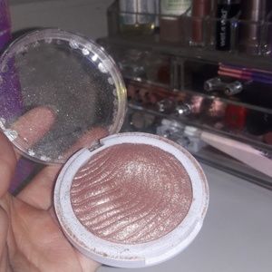 Jcat beauty pink goddess hilighter